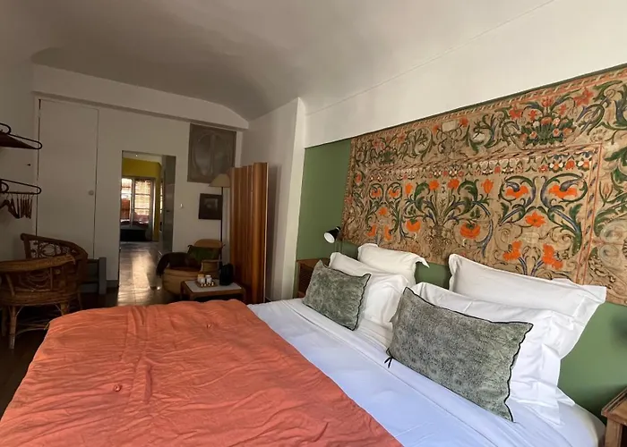 Bed and Breakfast Le 66 Paris